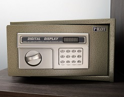 Ленивые медвежатники хотели хитростью открыть сейф