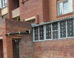 Забитый рекламой почтовый ящик довел семью до кражи Забитый рекламой почтовый ящик довел семью до кражи