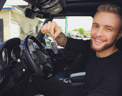 Егор Крид похвастался новым автомобилем