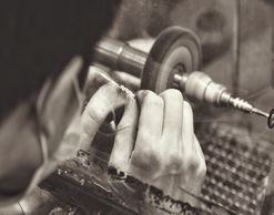 На Кубани судят афериста-лжеювелира На Кубани судят афериста-лжеювелира