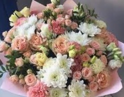 Мошенники собирали с учреждений деньги на цветы Мошенники собирали с учреждений деньги на цветы