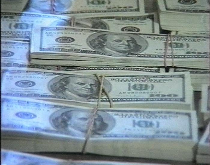 Грабители с палкой отняли у бизнесмена $ 250 000