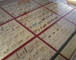 Вооруженные грабители напали на ломбард в Москве Вооруженные грабители напали на ломбард в Москве