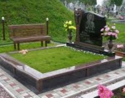 Депутата судят за взятку в виде оформления могилы