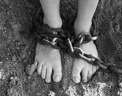 В Великобритании мужчина 40 лет жил в рабстве