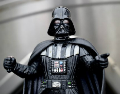 На детском празднике жестоко избили Дарта Вейдера На детском празднике жестоко избили Дарта Вейдера