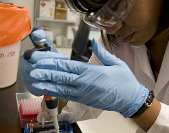 Уральский пенсионер умер в очереди на сдачу анализов Уральский пенсионер умер в очереди на сдачу анализов