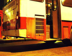 В Краснодаре троллейбус протащил мальчика 70 метров, зажав его руку дверьми