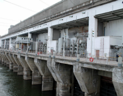 Новосибирскую ГЭС эвакуировали из-за бомбы Новосибирскую ГЭС эвакуировали из-за бомбы