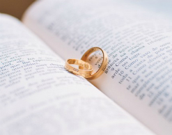 В Кузбассе глава ЗАГСа женила мужчину без сознания В Кузбассе глава ЗАГСа женила мужчину без сознания