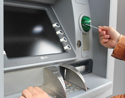 Сотрудница банка украла деньги у 62 клиентов Сотрудница банка украла деньги у 62 клиентов