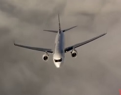 В небе Подмосковья самолет чуть не задел НЛО при взлете