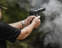 Ссора в чате подмосковного дома закончилась стрельбой Ссора в чате подмосковного дома закончилась стрельбой