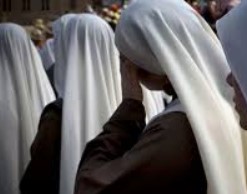 Мошенница пряталась от полиции в монастырях