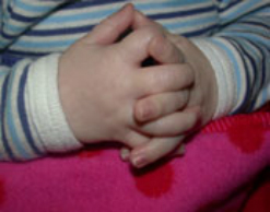 Отец тройни нечаянно укачал ребенка до смерти Отец тройни нечаянно укачал ребенка до смерти