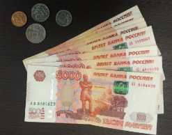 Суд Томска наказал коллекторов за звонки не туда