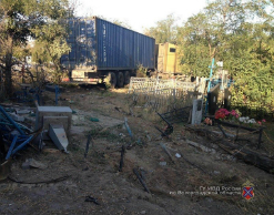 Грузовик разнес десятки могил в Волгограде