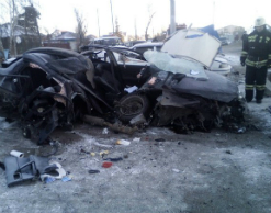 В Омске иномарка протаранила остановку