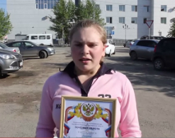 В Тюмени школьница обезвредила вооруженного дебошира