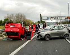 Девушка попала в ДТП и отдала 5 тыс руб мошеннику Девушка попала в ДТП и отдала 5 тыс руб мошеннику