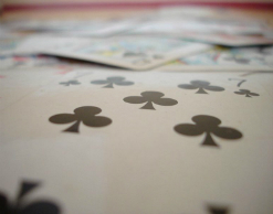 Проиграв в карты, военный убил четырех человек Проиграв в карты, военный убил четырех человек